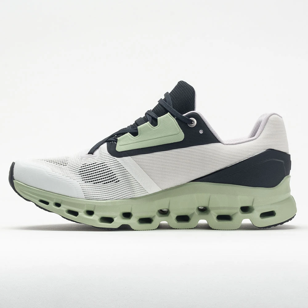 On Running On Cloudstratus Women's White/Black 4 On Running On Cloudstratus Women's White/Black - Image 2